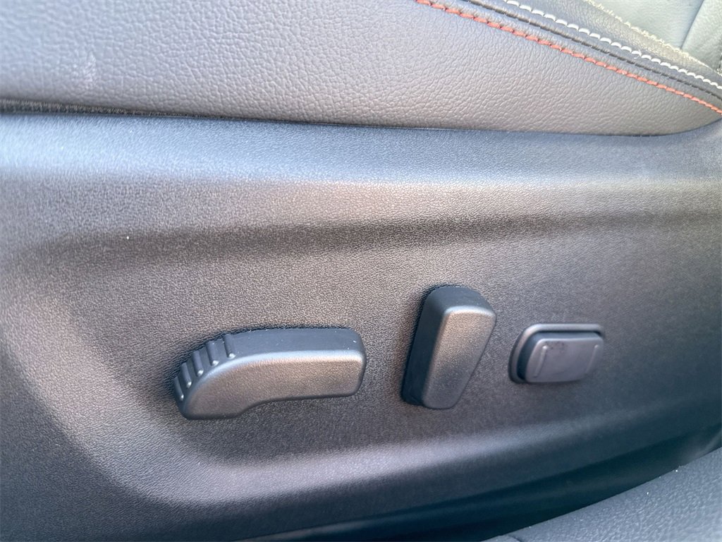 New 2025 Nissan Altima 2.5 SR w/ SR Premium Package image 32