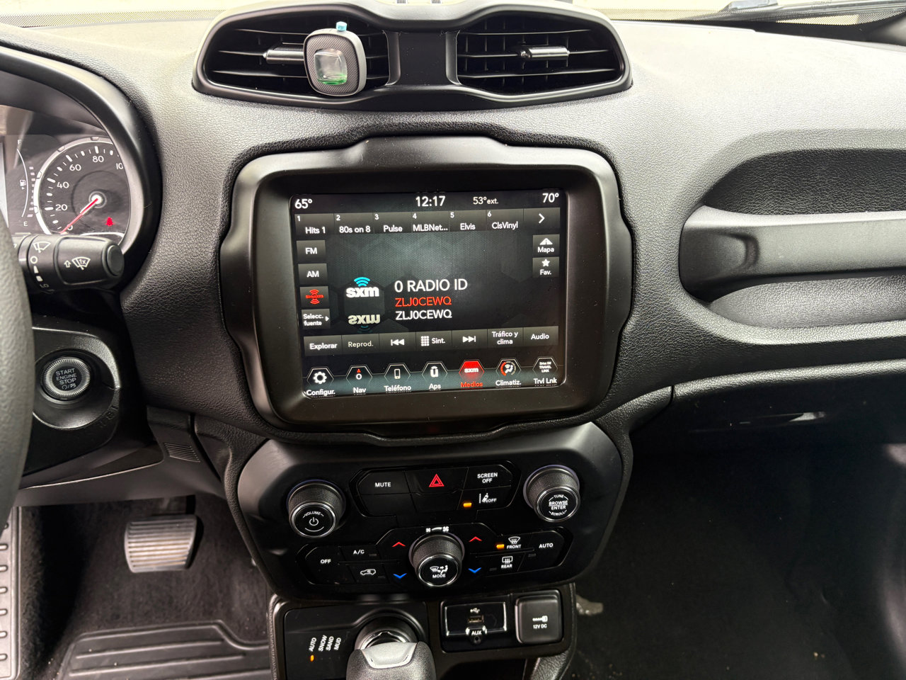 Used 2023 Jeep Renegade Latitude image 7