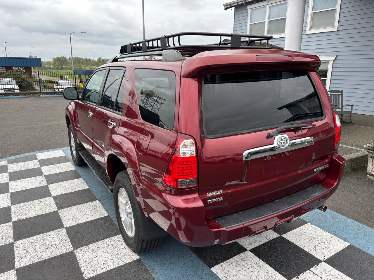 Used 2006 Toyota 4Runner SR5 AWD/4WD image 3