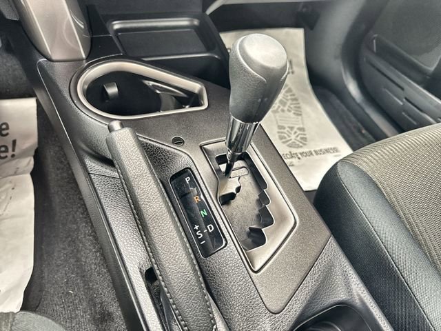 Used 2018 Toyota RAV4 LE image 27