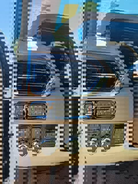 New 2026 GMC Yukon XL Denali w/ Denali Reserve Package AWD/4WD image 26