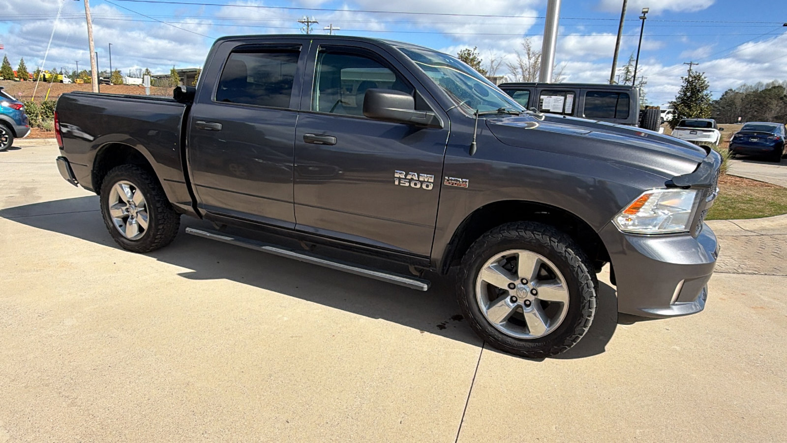 Used 2017 RAM 1500 Express w/ Express Value Package image 5