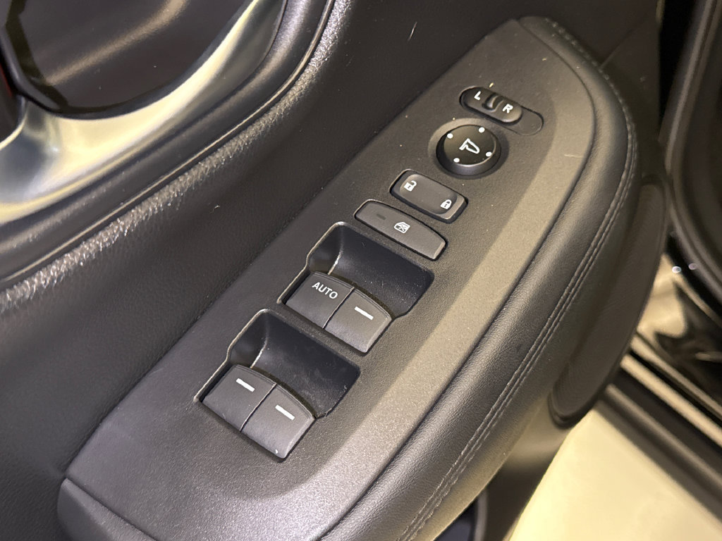 Certified 2024 Honda HR-V LX image 19