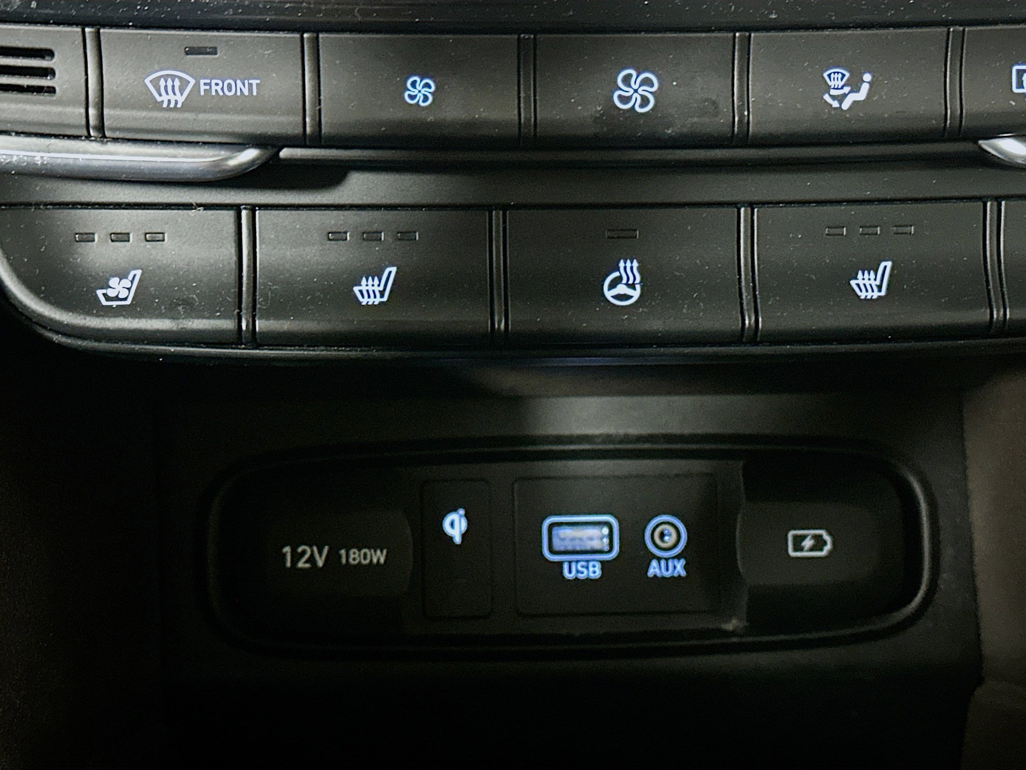 Used 2019 Hyundai Santa Fe FWD image 26