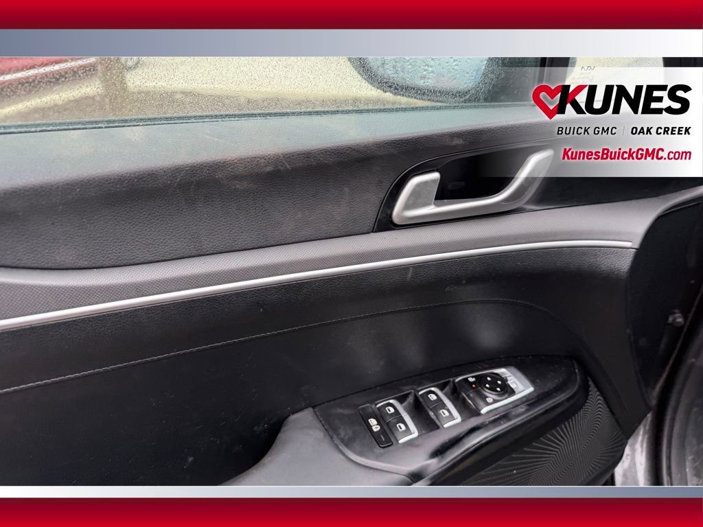 Used 2025 Kia K5 LXS image 5