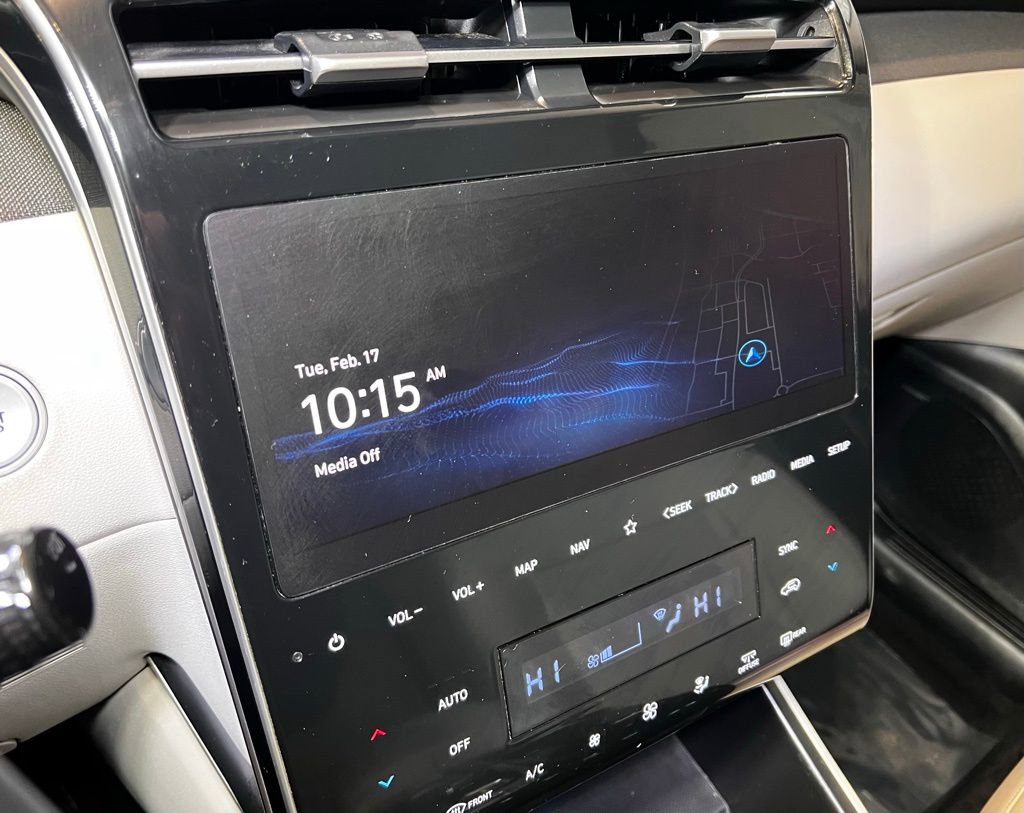 Used 2024 Hyundai Tucson Limited image 32