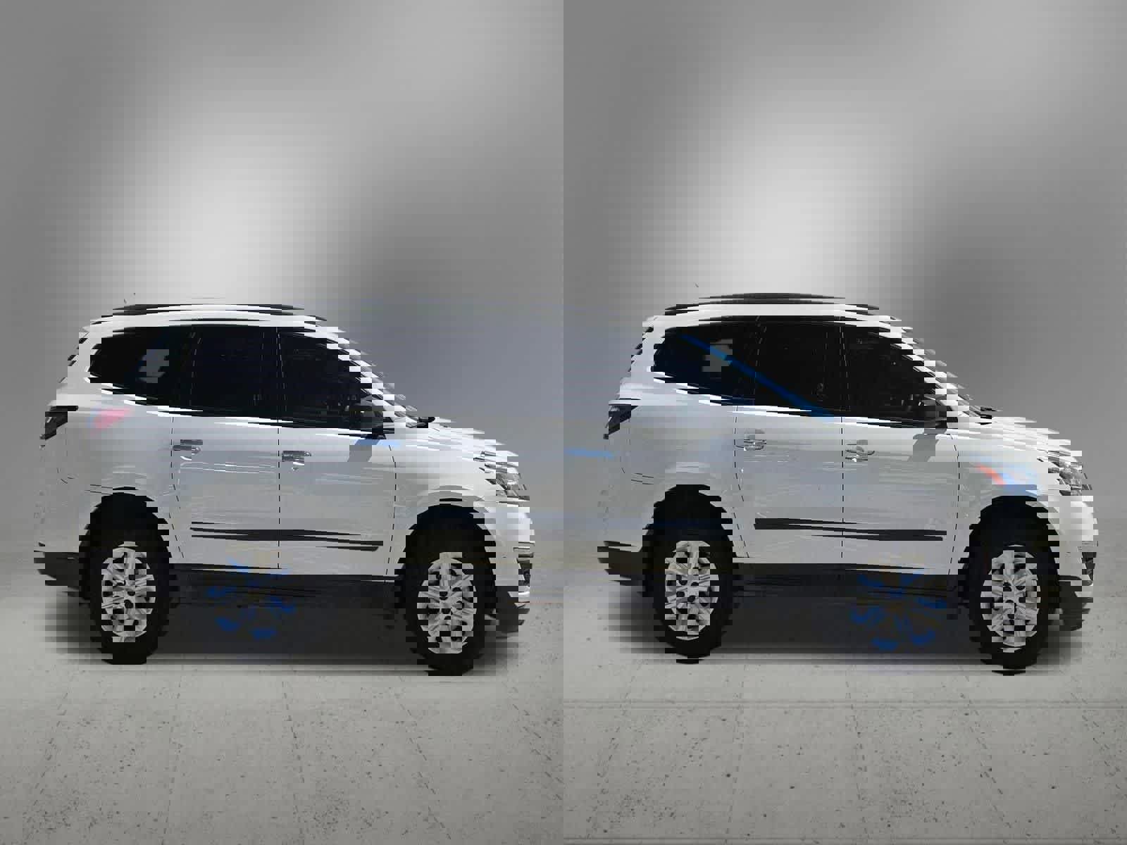 Used 2015 Chevrolet Traverse LS FWD image 7