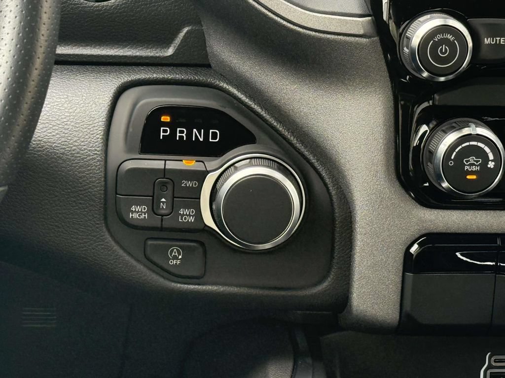 New 2027 RAM 1500 Express AWD/4WD image 29