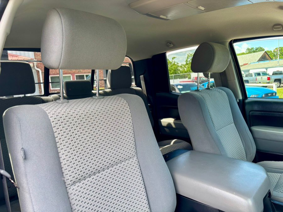 Used 2012 Toyota Tundra 4x4 Double Cab w/ TRD Off-Road Pkg image 18