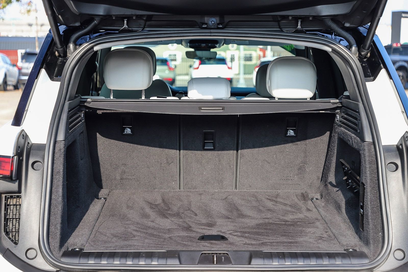 Certified 2024 Land Rover Range Rover Sport SE image 27