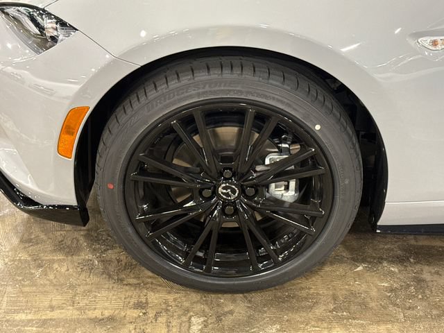 New 2026 MAZDA MX-5 Miata Club w/ Appearance Package RWD image 10