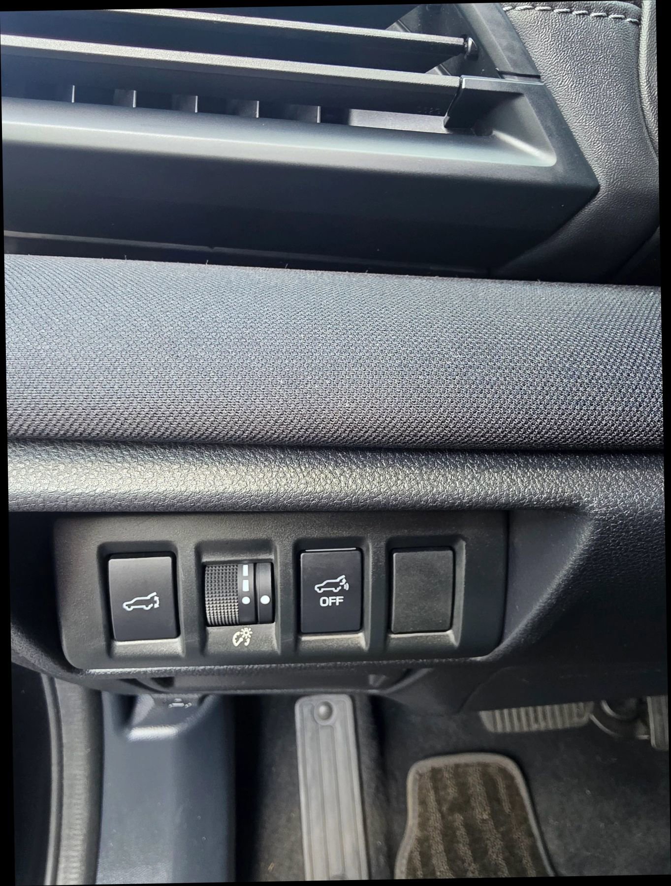 Used 2022 Subaru Outback Premium image 22