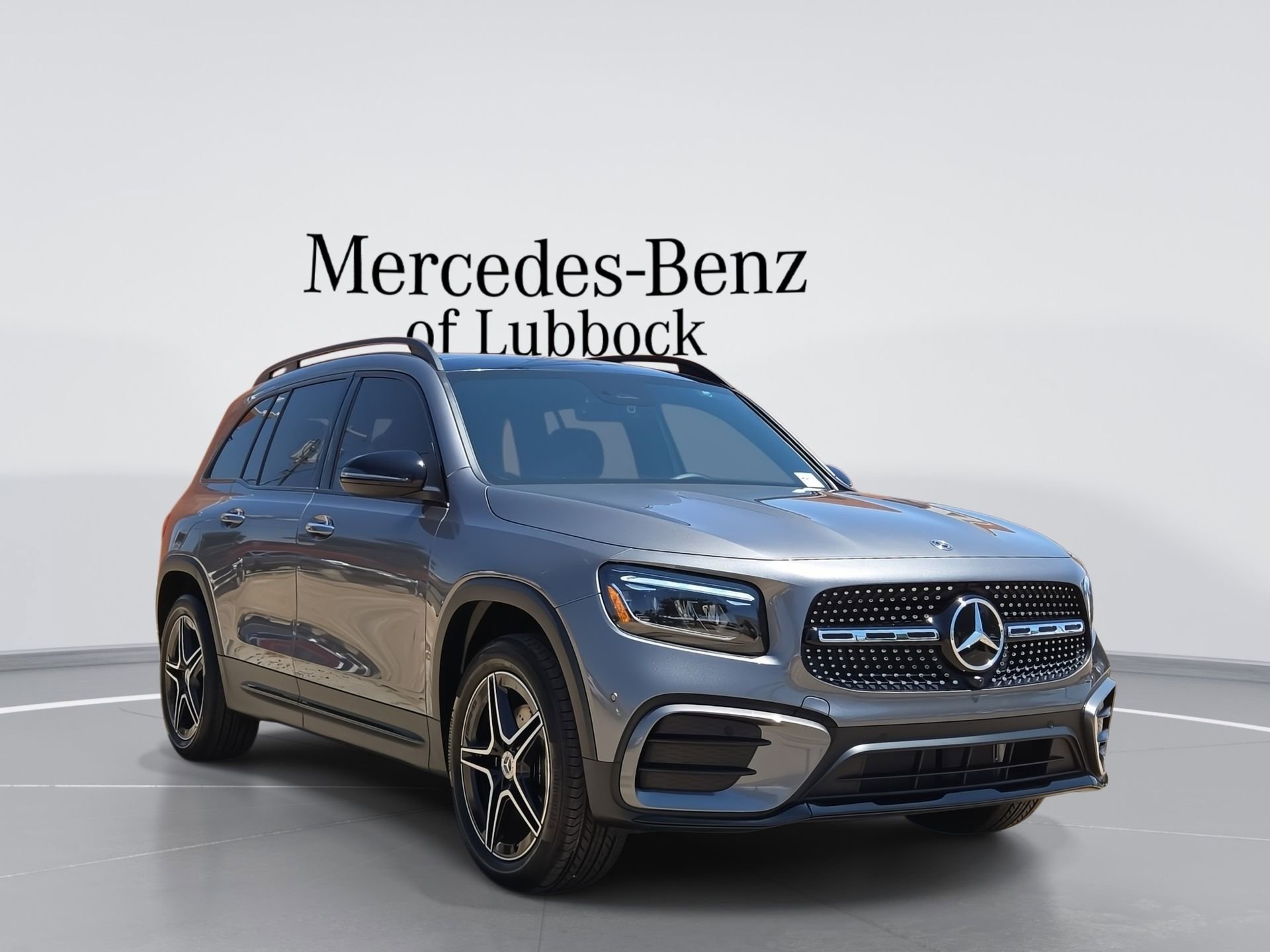 New 2025 Mercedes-Benz GLB 250 image 1