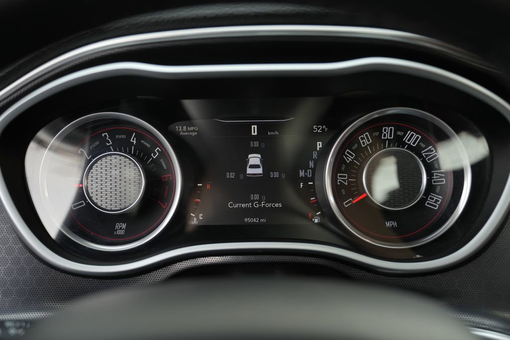 Used 2015 Dodge Challenger R/T Plus image 26