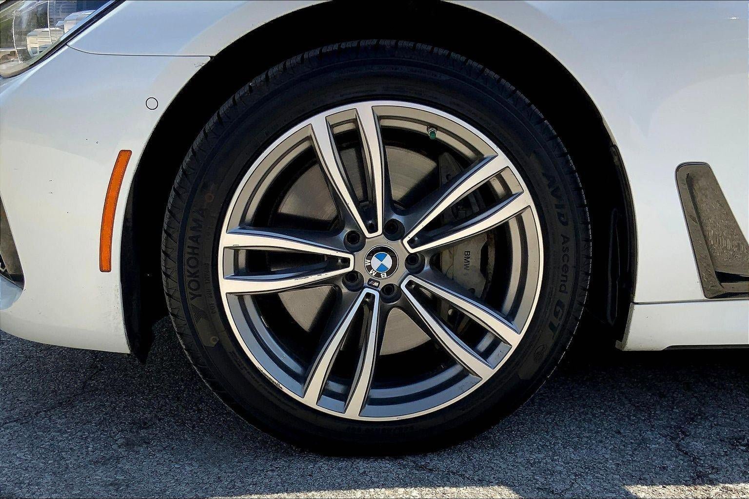 Used 2019 BMW 750i xDrive w/ Executive Package AWD/4WD image 9
