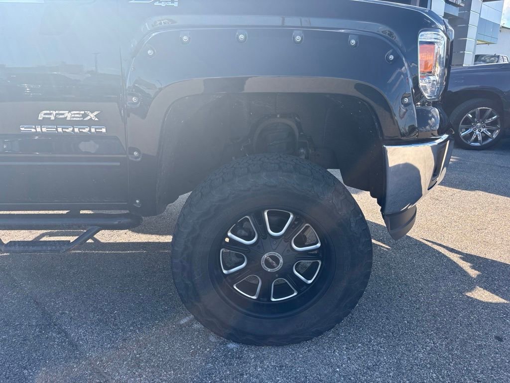 Used 2015 GMC Sierra 1500 SLE w/ SLE Value Package AWD/4WD image 7