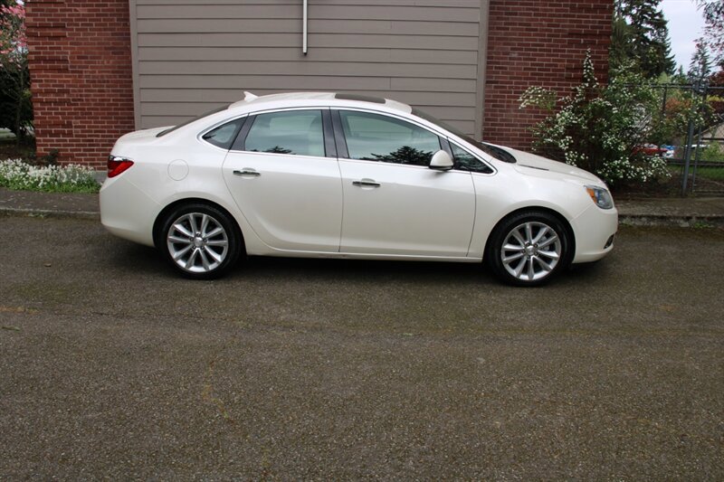 Used 2014 Buick Verano Leather FWD image 11