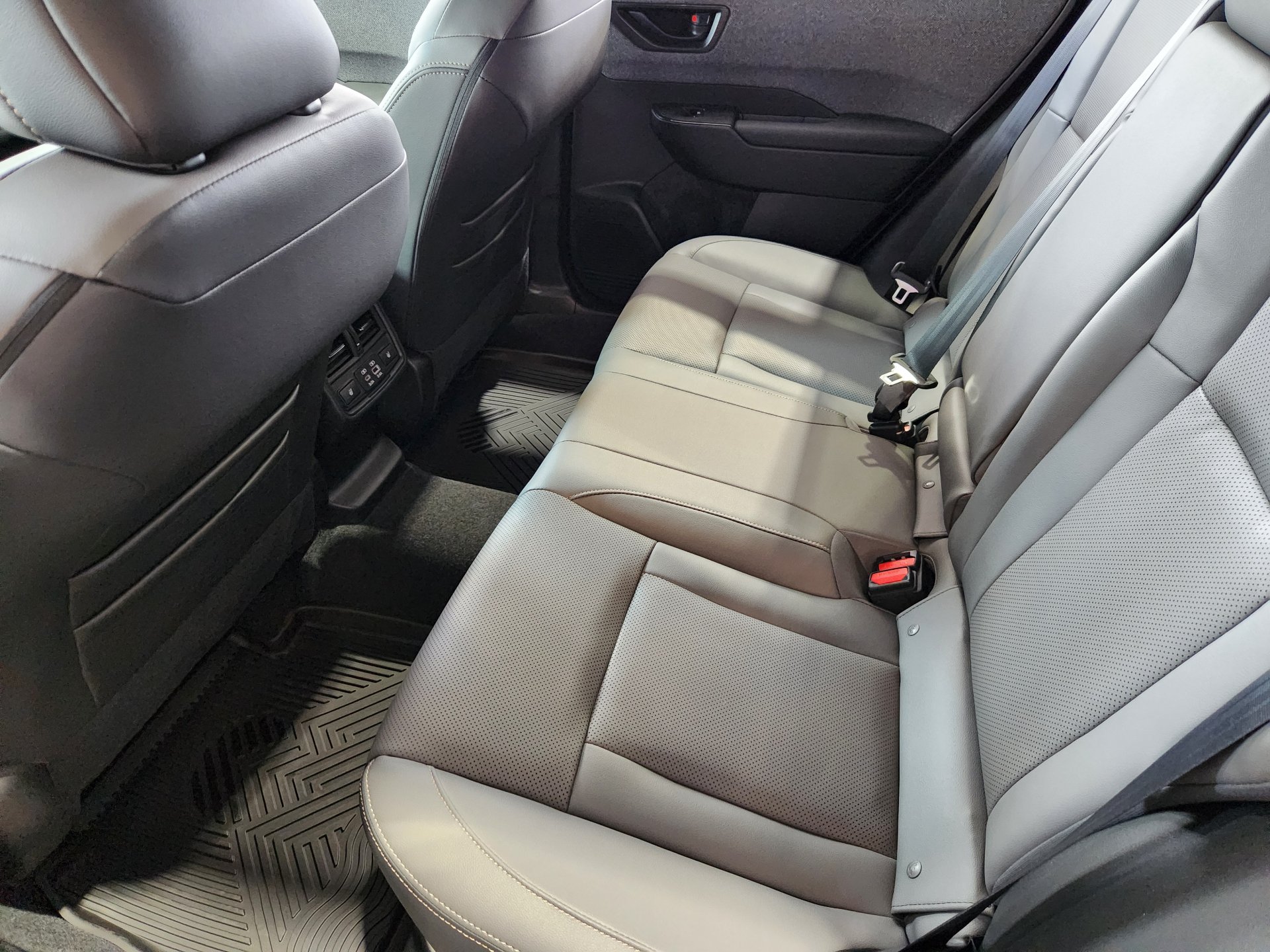 New 2026 Subaru Outback Limited XT AWD/4WD image 18