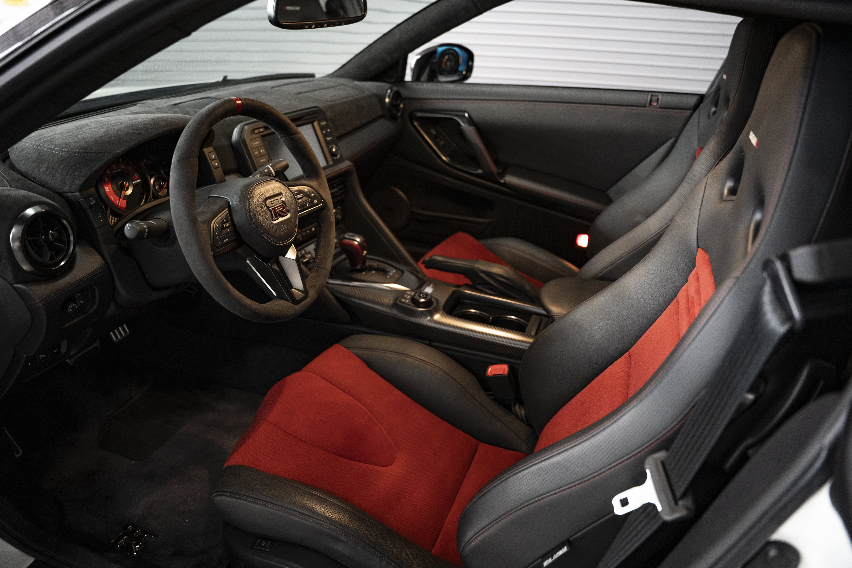 Used 2024 Nissan GT-R NISMO w/ Floor Mat Package AWD/4WD image 41