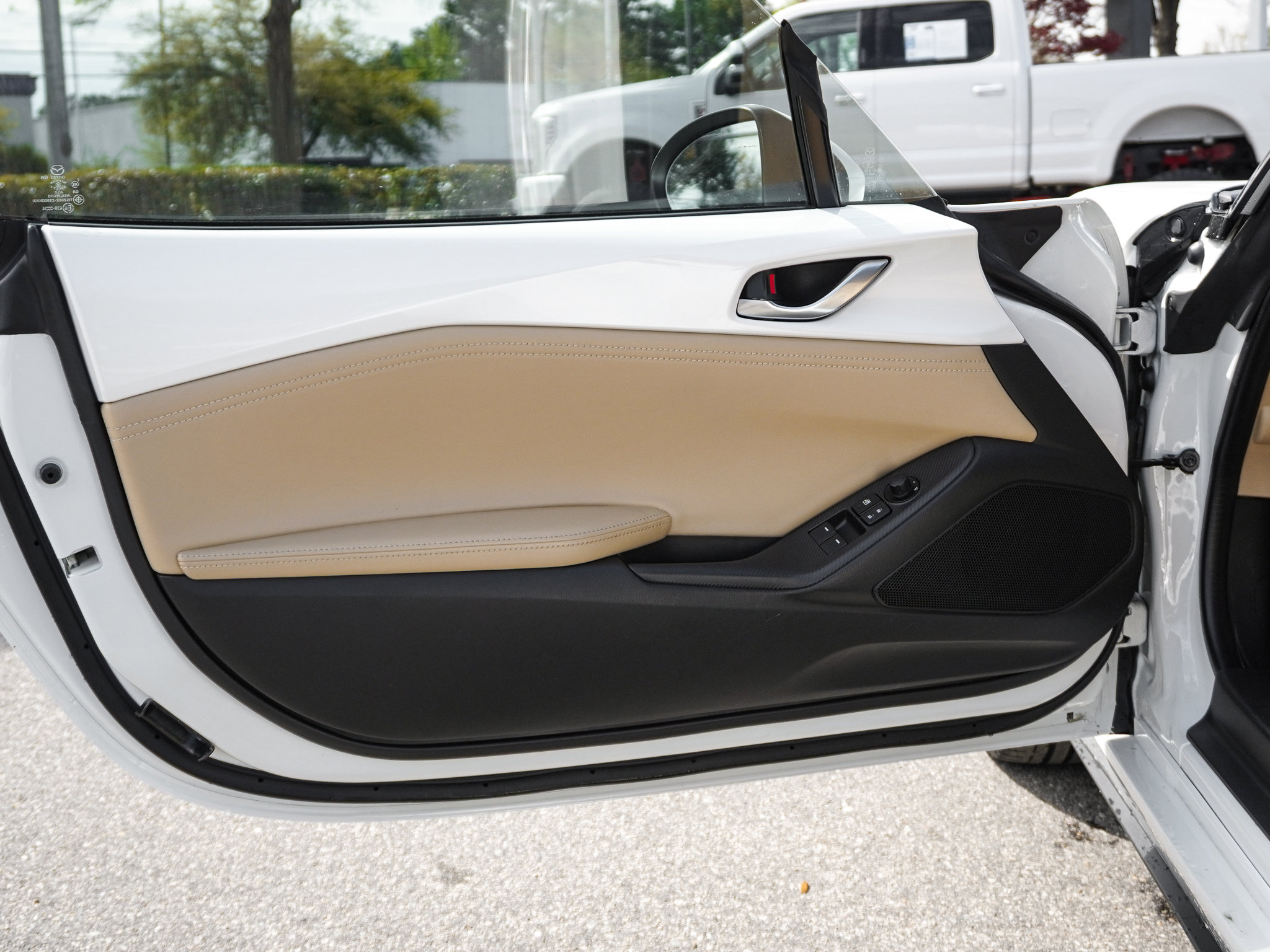 Certified 2025 MAZDA MX-5 Miata Grand Touring image 15