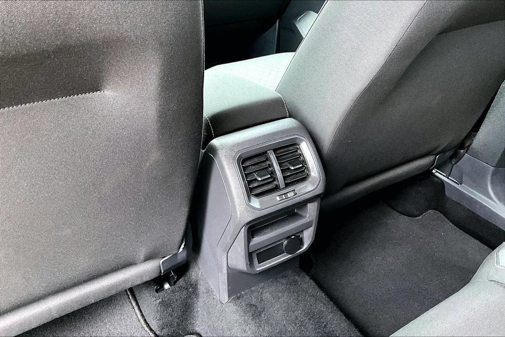 Used 2021 Volkswagen Tiguan S FWD image 28