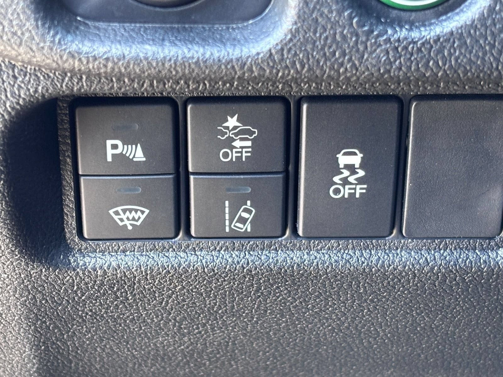 Certified 2025 Honda Passport TrailSport image 23