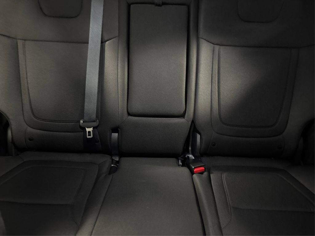 Certified 2025 Hyundai Tucson SE image 18