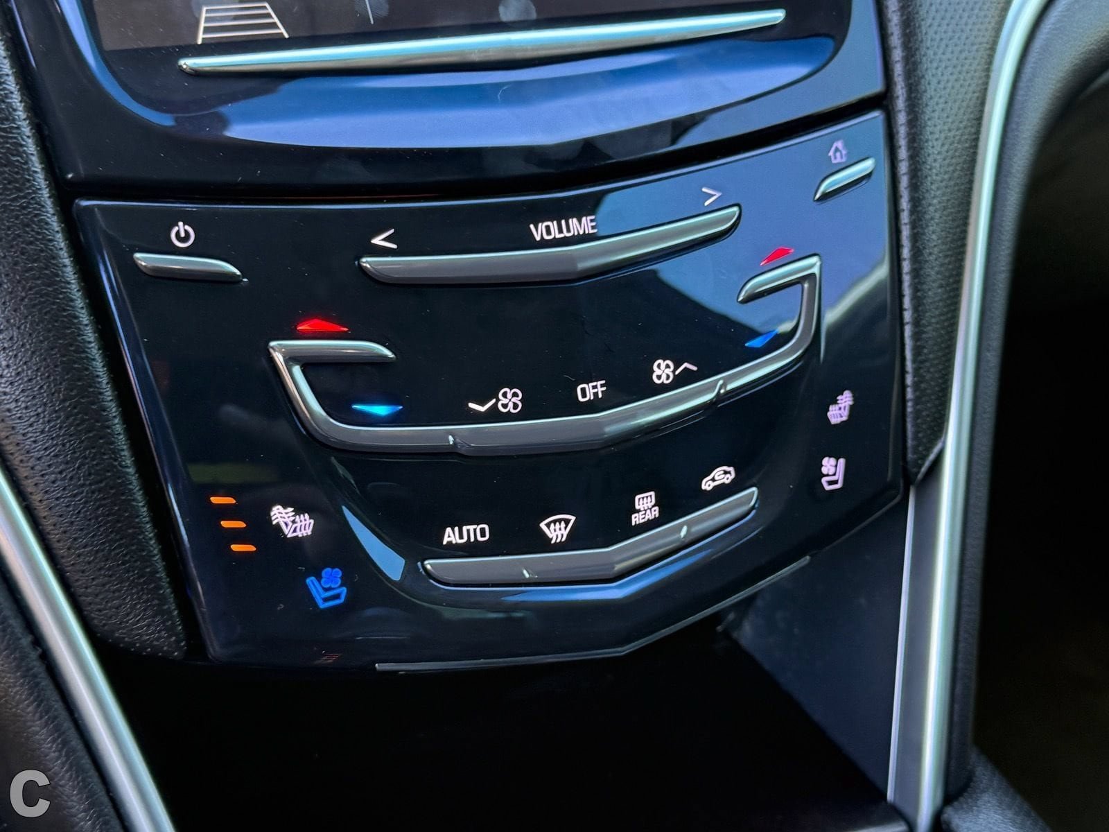 Certified 2018 Cadillac XTS Luxury AWD/4WD image 21
