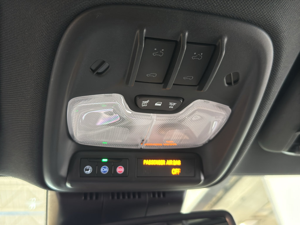 New 2026 GMC Canyon AT4 w/ Technology Plus Package AWD/4WD image 36