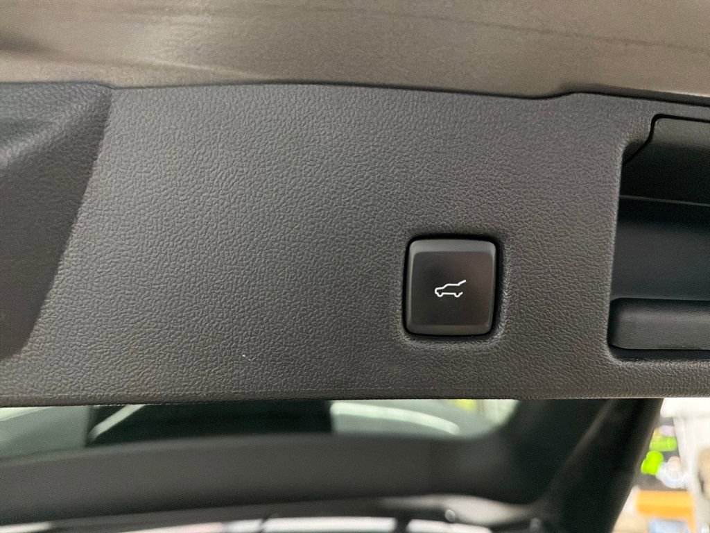 Used 2024 Ford Escape Active w/ Cold Weather Package image 19