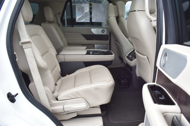 Used 2020 Lincoln Navigator Reserve w/ Luxury Package AWD/4WD image 50