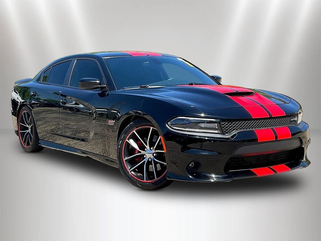 Used 2016 Dodge Charger R/T Scat Pack w/ Beats Audio Group RWD image 3