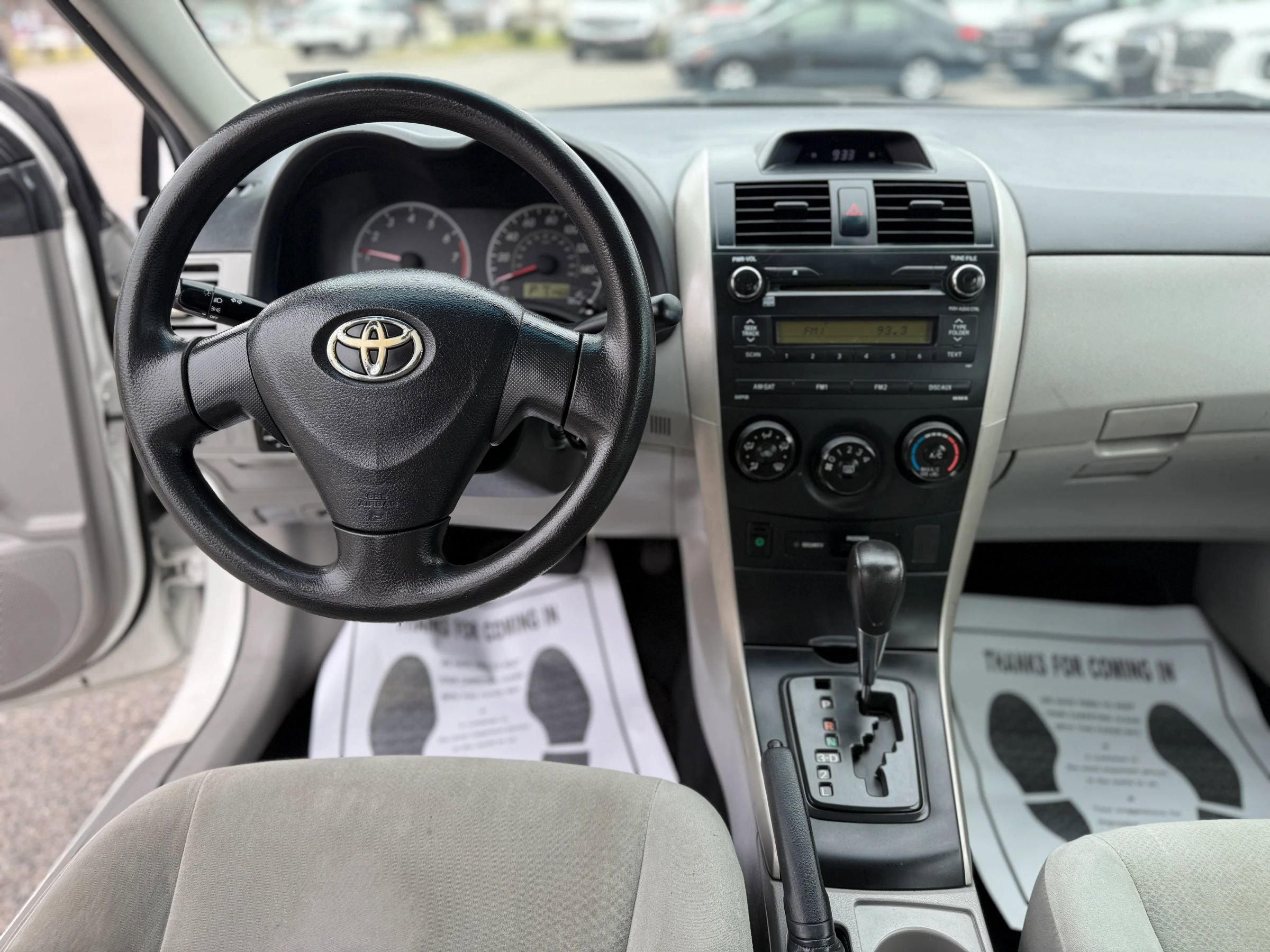 Used 2013 Toyota Corolla L FWD image 16
