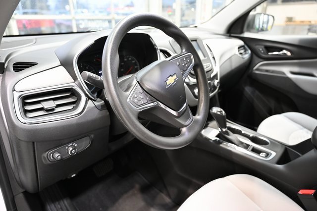 Used 2018 Chevrolet Equinox LS image 19