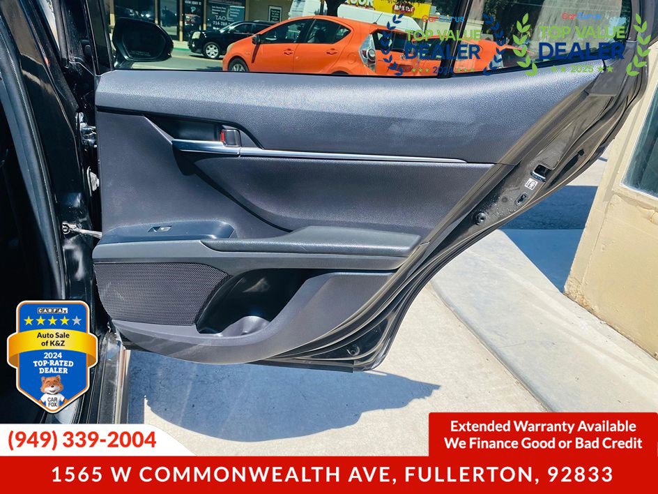 Used 2020 Toyota Camry SE image 15