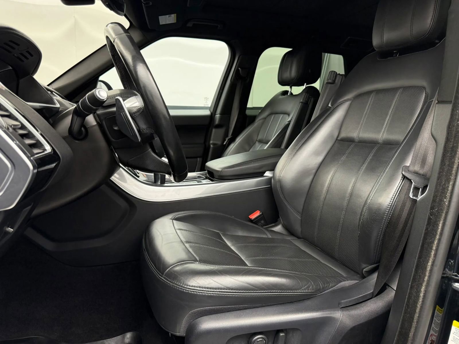 Used 2021 Land Rover Range Rover Sport HSE Silver Edition AWD/4WD image 15