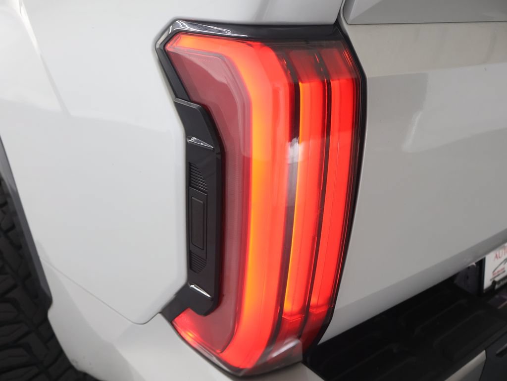 Used 2022 Toyota Tundra Limited RWD image 31