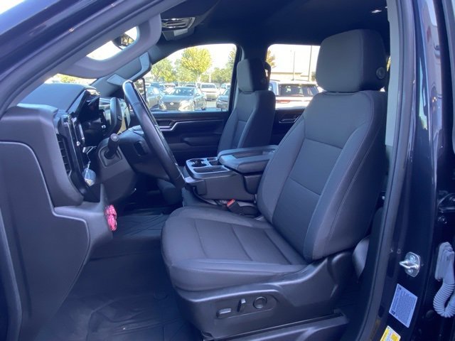 Used 2024 Chevrolet Silverado 2500 LT w/ Convenience Package image 13