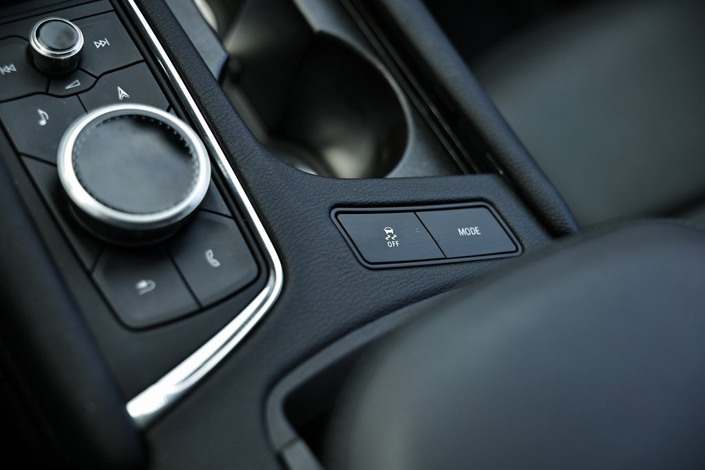 Used 2024 Cadillac XT6 Premium Luxury w/ Technology Package image 41