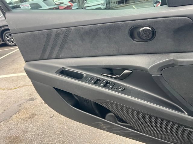 Used 2025 Hyundai Elantra N FWD image 17