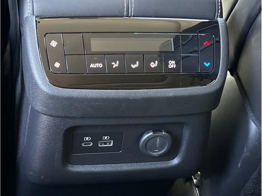 Used 2023 INFINITI QX60 Luxe w/ Cargo Package image 10