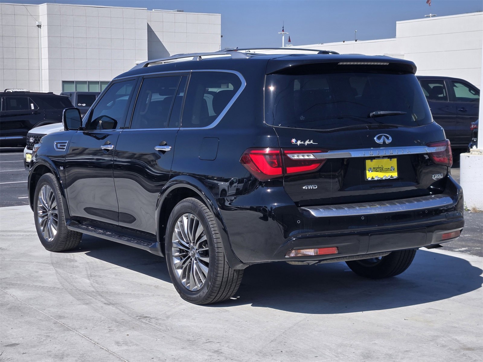 Used 2020 INFINITI QX80 Luxe w/ Sensory Package image 5