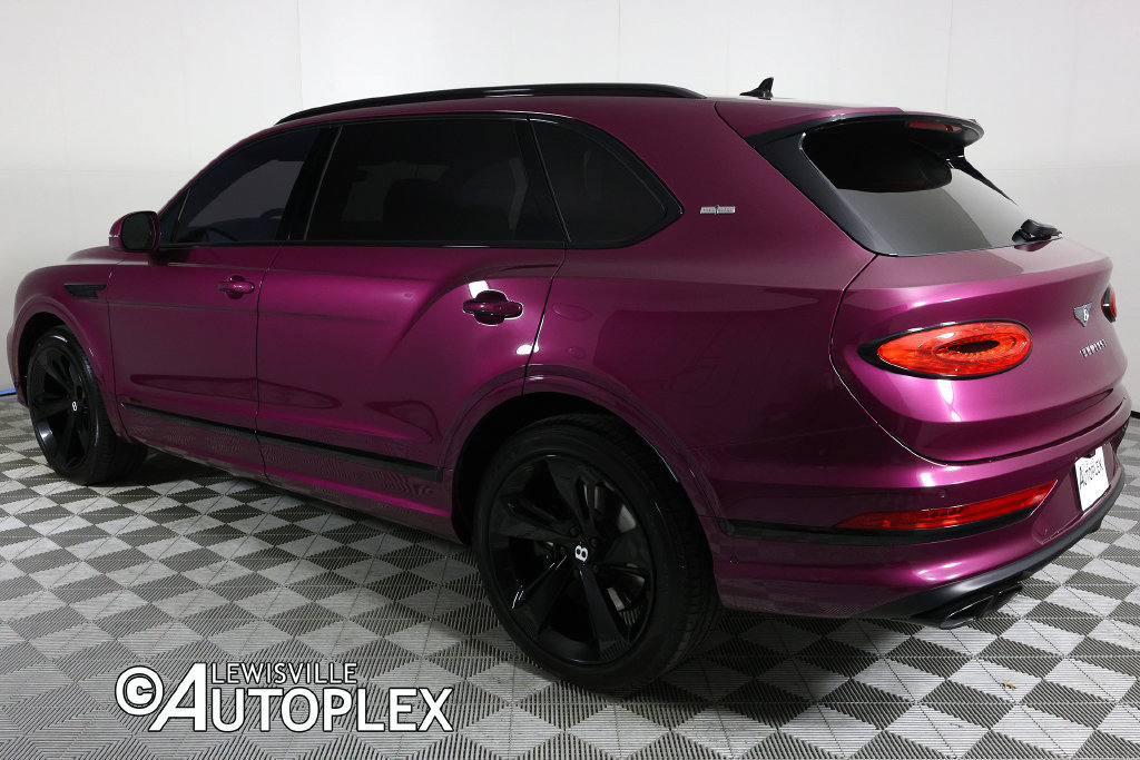 Used 2023 Bentley Bentayga Extended Wheelbase AWD/4WD image 7