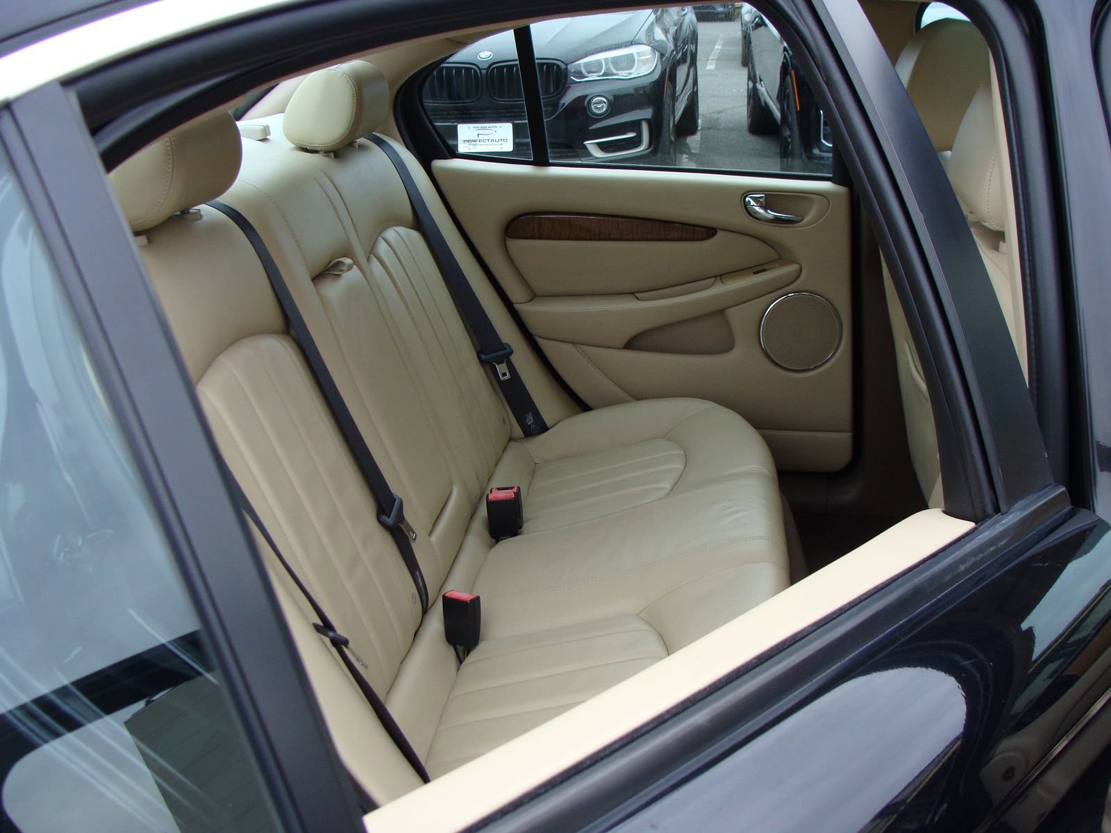 Used 2006 Jaguar X-TYPE 3.0 image 9