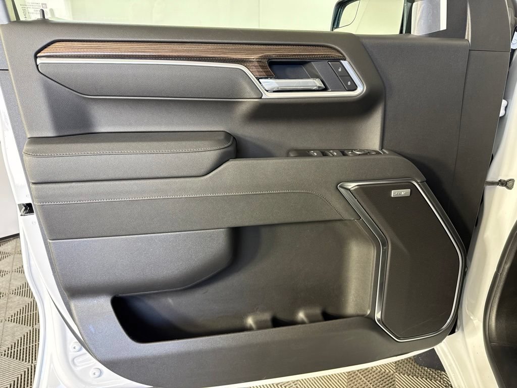 New 2026 Chevrolet Silverado 1500 RST AWD/4WD image 25