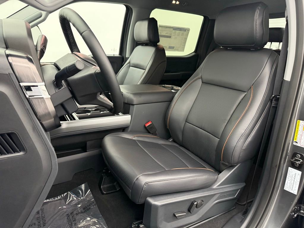 New 2026 Ford F250 Lariat w/ Chrome Package image 19
