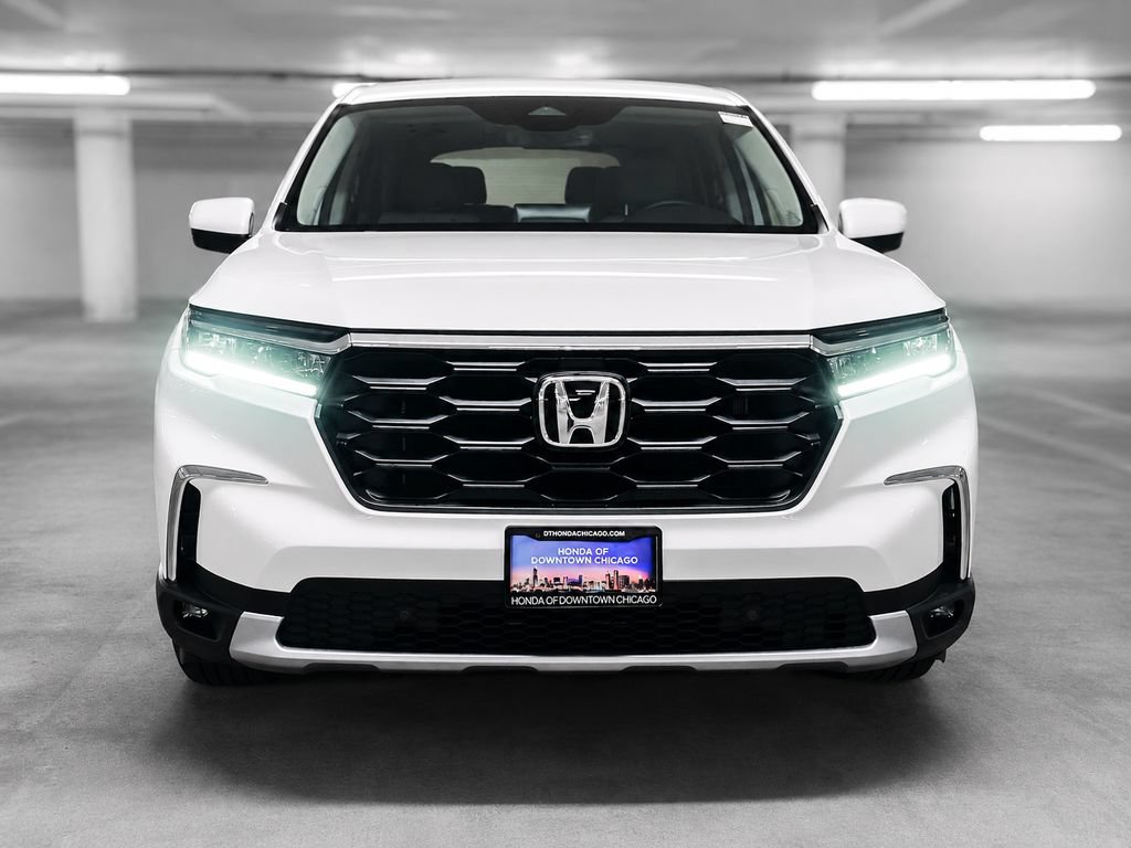 Used 2025 Honda Pilot EX-L image 10