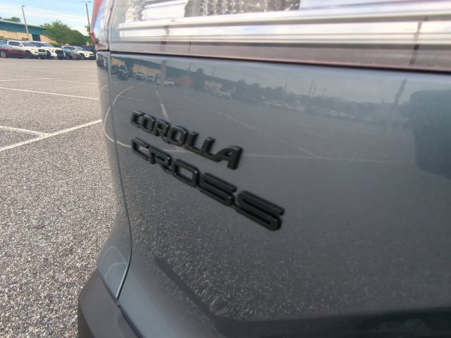 Used 2025 Toyota Corolla Cross AWD Hybrid image 13