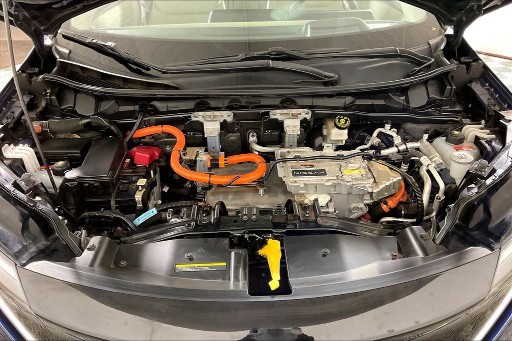Used 2023 Nissan Ariya FWD image 9