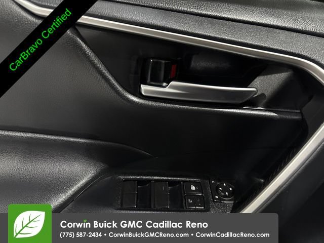 Used 2019 Toyota RAV4 XLE w/ Carpet Mat Package AWD/4WD image 14